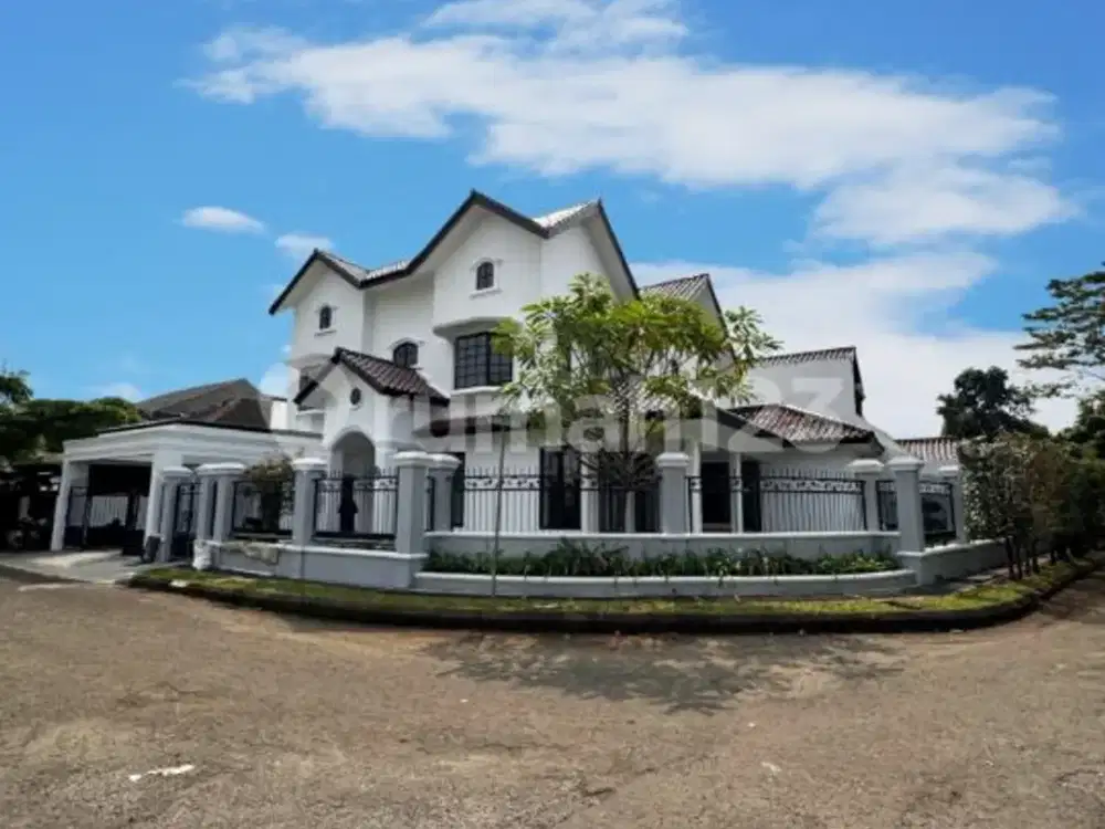 Rumah ala resort di Lebak Bulus