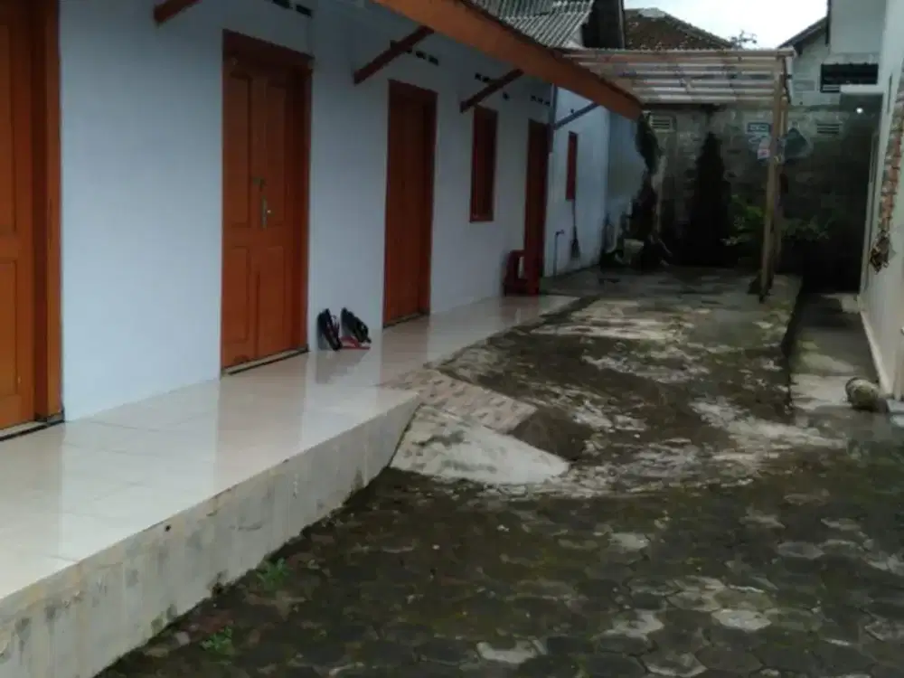 Disewakan Kost Putri Lokasi Strategis Di Sleman