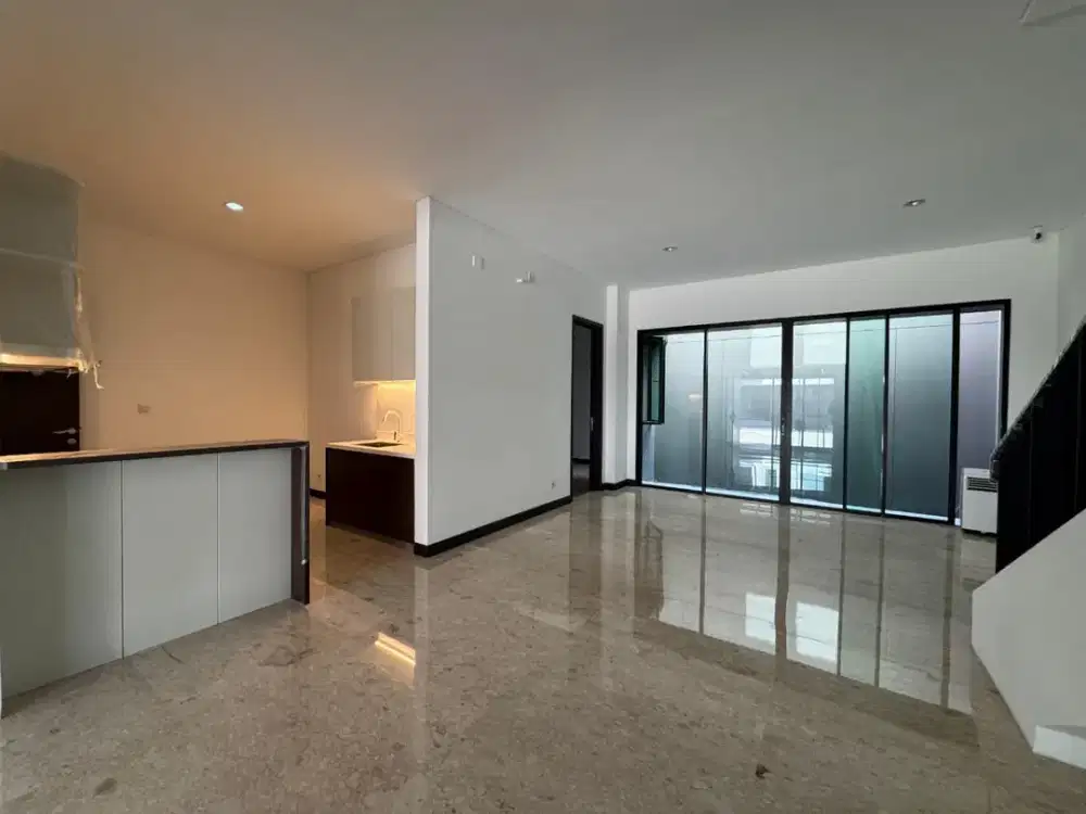 Rumah Semi Furnished Lebar 8 Tipe Signature Hadap Utara - Hiera BSD City