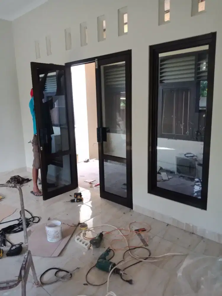 Pintu aluminium