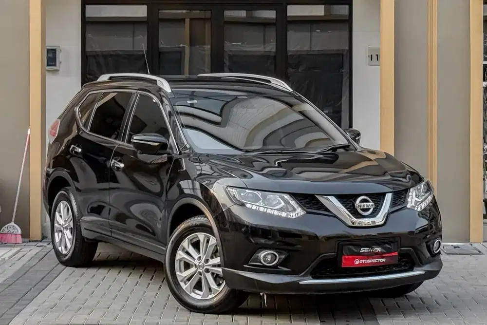 Nissan Xtrail 2.0 T32 X-Trail AT Matic 2017 Hitam.