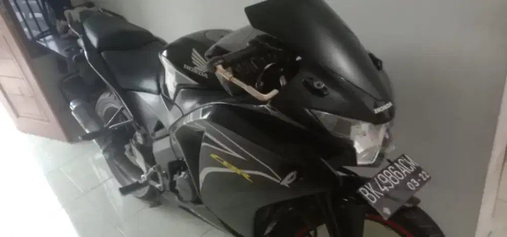 Jual motor CBR 150 R