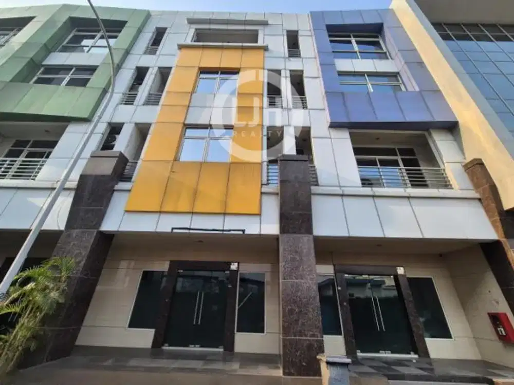 Ruko di Kirana Boutique Office Kelapa Gading Jakarta Utara