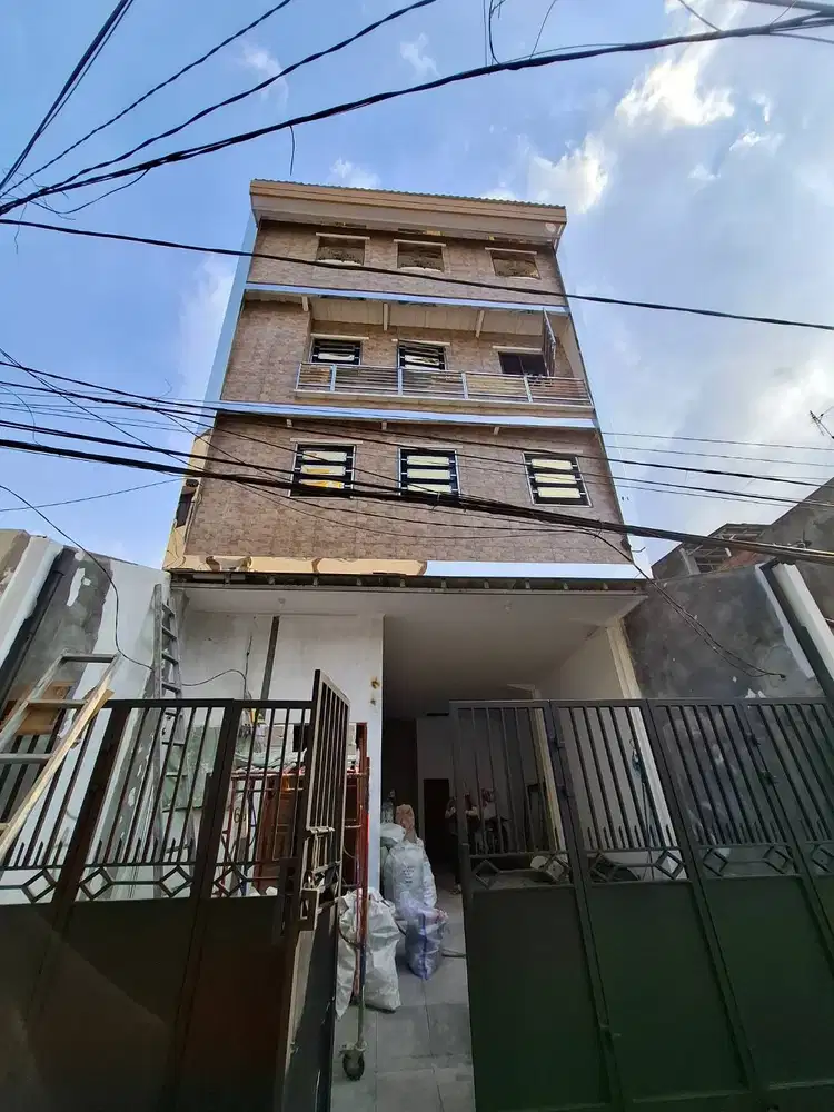 Dijual Rumah 4 lantai kebon jeruk maphar cocok untuk usaha kost