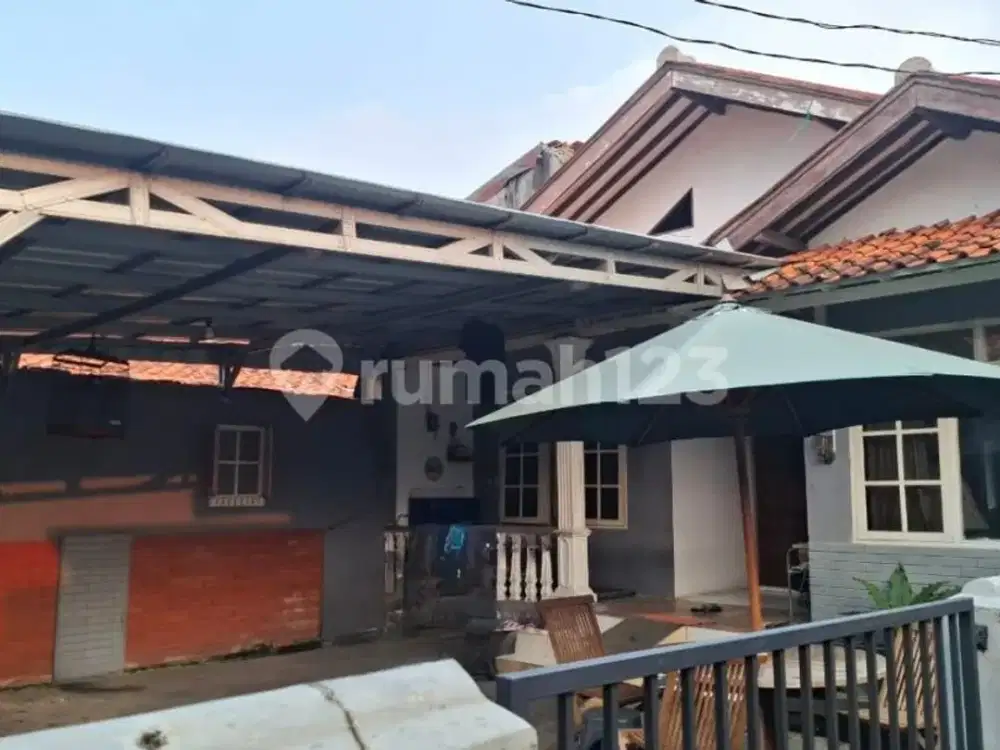 Rumah Luas Dengan 4 KT di Pondok Cabe Harga Terjangkau