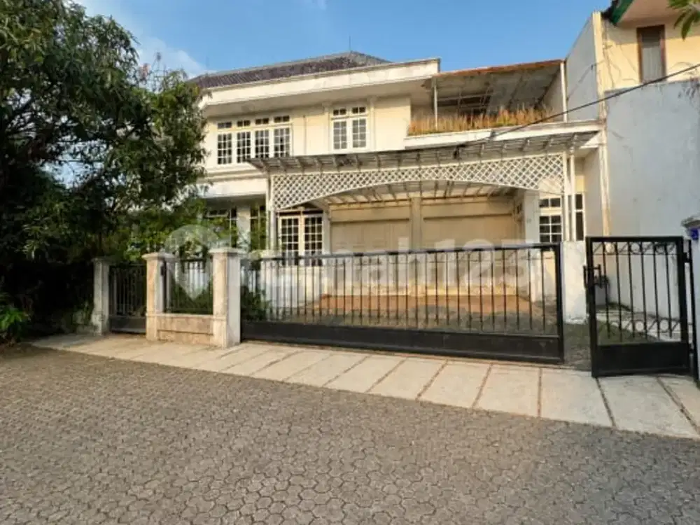 Hunianlahan Hampir 500 M² di Villa Cinere Mas, Hadap Taman
