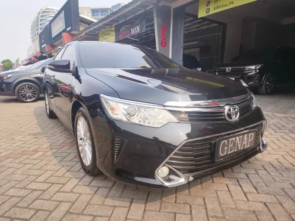 Toyota Camry V 2.5 AT 2018