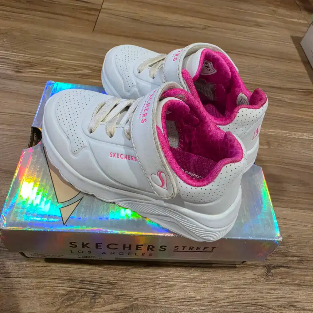 Prelove Sepatu Anak Merk Skechers
