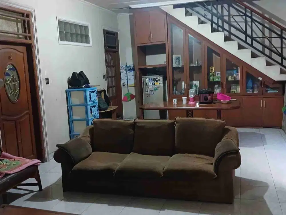 Jual rumah luas 155 m2 di Tytyan Kencana samping Summarecon Bekasi