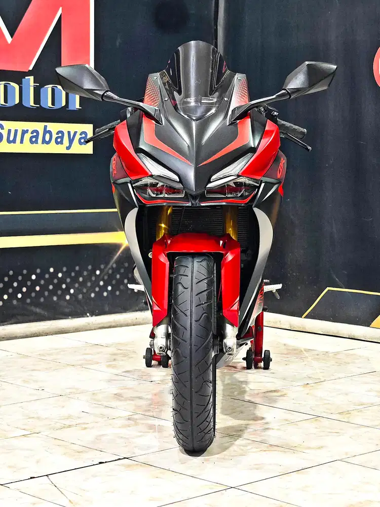 Cbr 250rr th.2022 Bravery Red matte km.18rb top.Anugerah motor rungkut