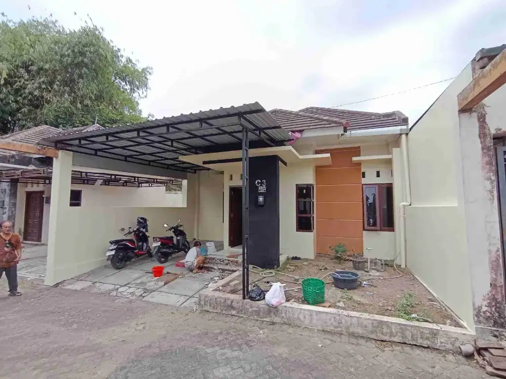 Di Jual Rumah minimalis dlm komplek cluster Di Banjeng Maguwoharjo depok sleman