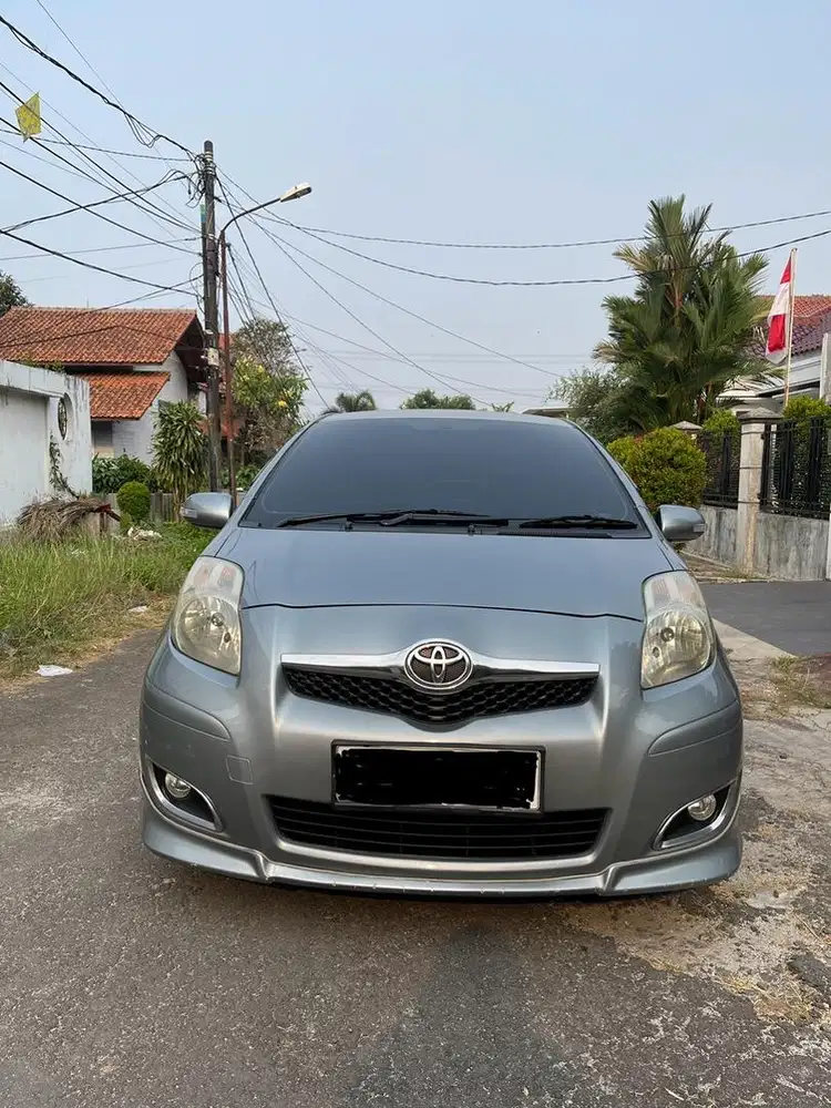 Toyota Yaris 2010 Bensin