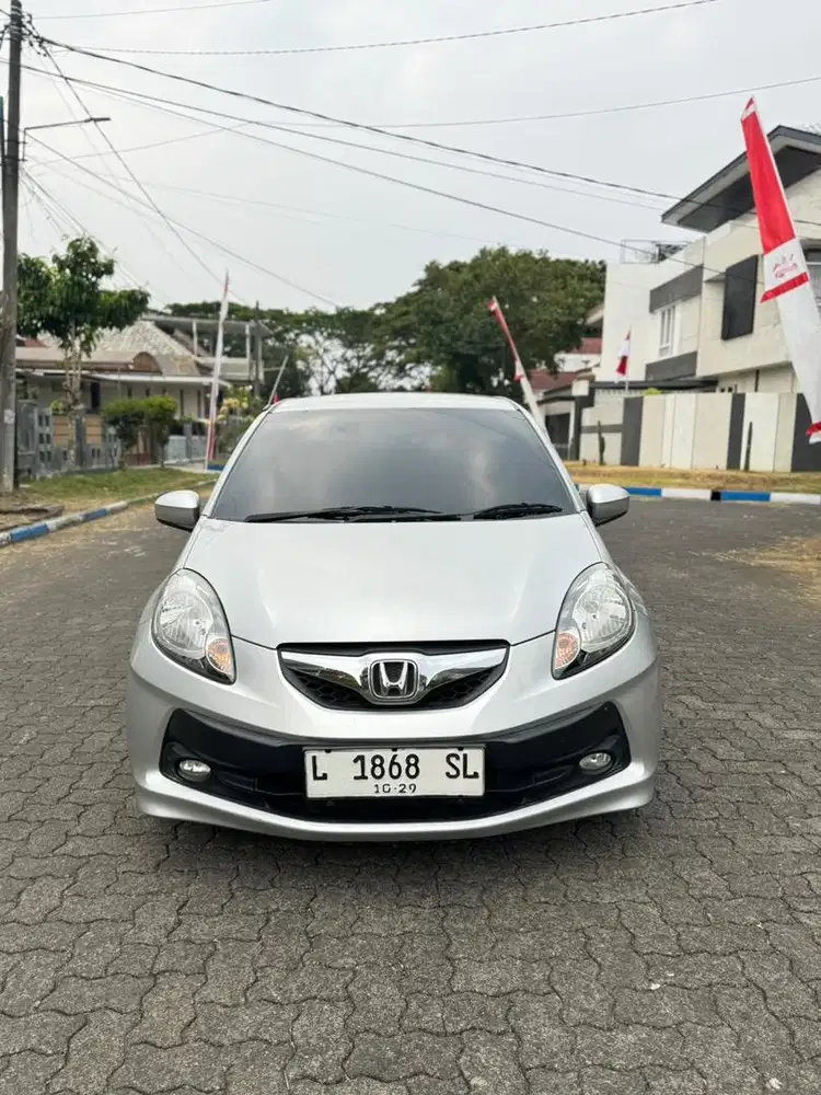 Brio matic e 2014 low km 47 rb tangan ke 1