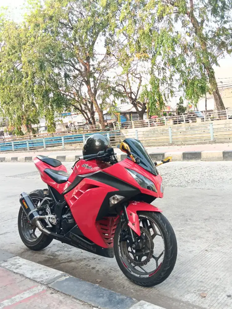 Forsale Cepat Kawasaki Ninja 250 fi th 2013 TER MURAH