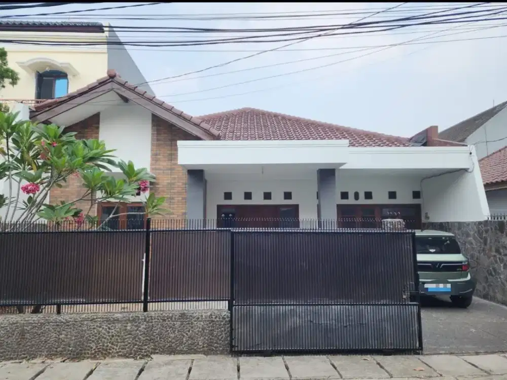 Rumah Bagus Asri Di Rempoa, Ciputat, Tangerang Selatan