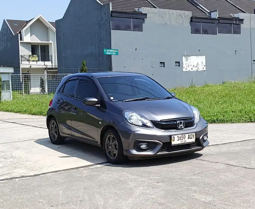 Honda Brio e 1.2 matic 2018 dp 8 jt. An