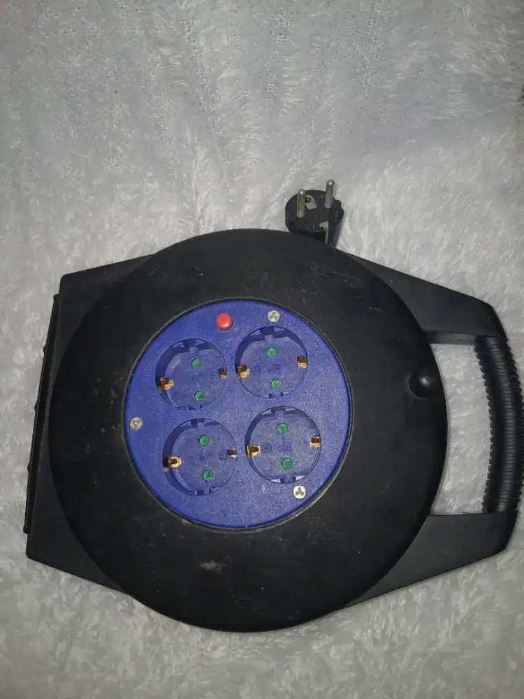 Krisbow Kabel Rol 10 Meter - Kabel Gulung