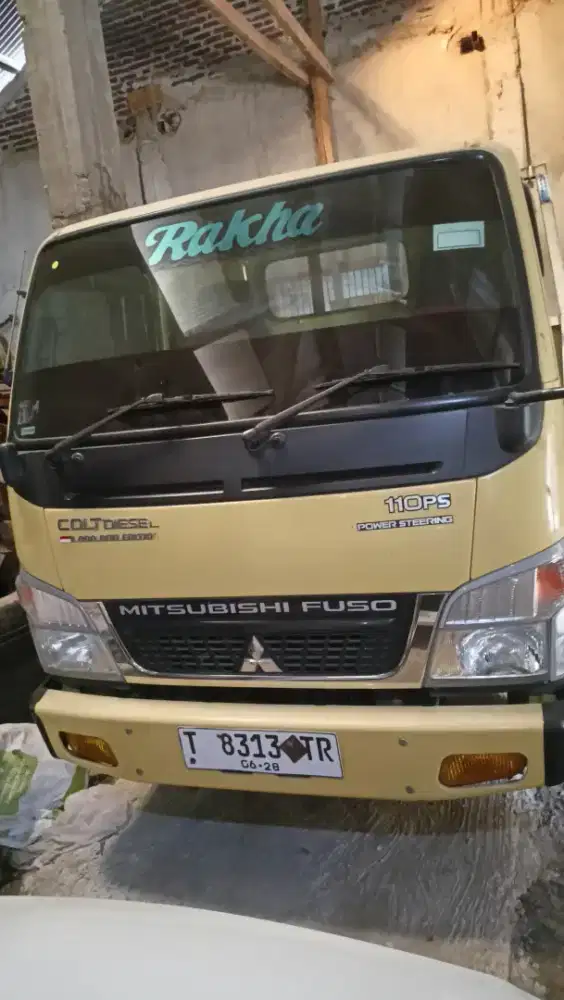 Misibishi colt diesel FE71 4x2 M