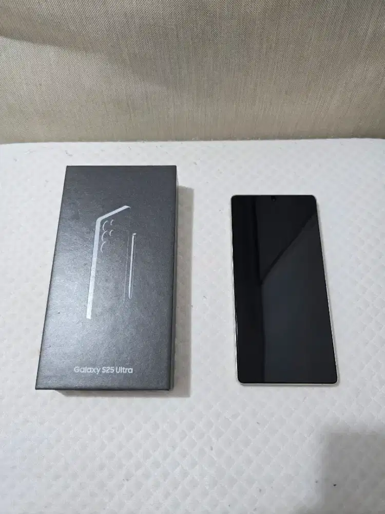 Jual Samsung S25 Ultra 256 GB Titanium Black Ex. Sein Fullset Mulus