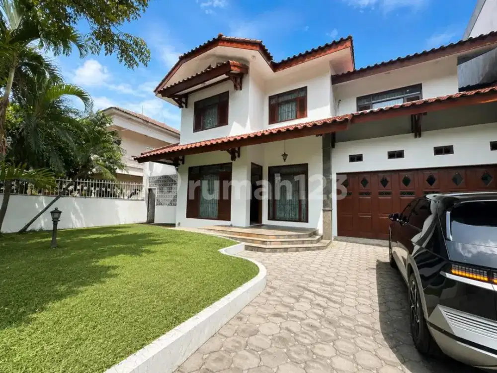 Rumah Mewah Pondok Indah Private Pool, Lokasi Elite, Siap Huni