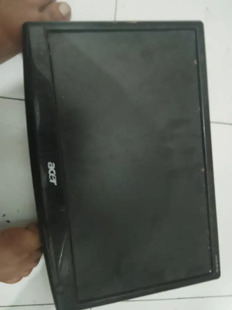 Monitor komputer acer