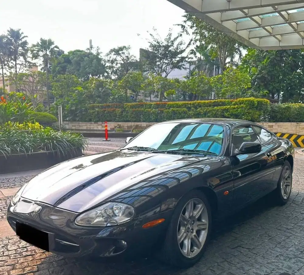 Jaguar XK8 4.0 V8 1998 black hitam jaguar xk 1997/1999 Full Original