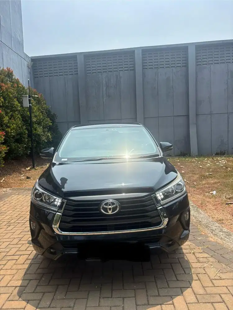 Toyota Kijang Innova V Luxury 2.0 Bensin Hitam