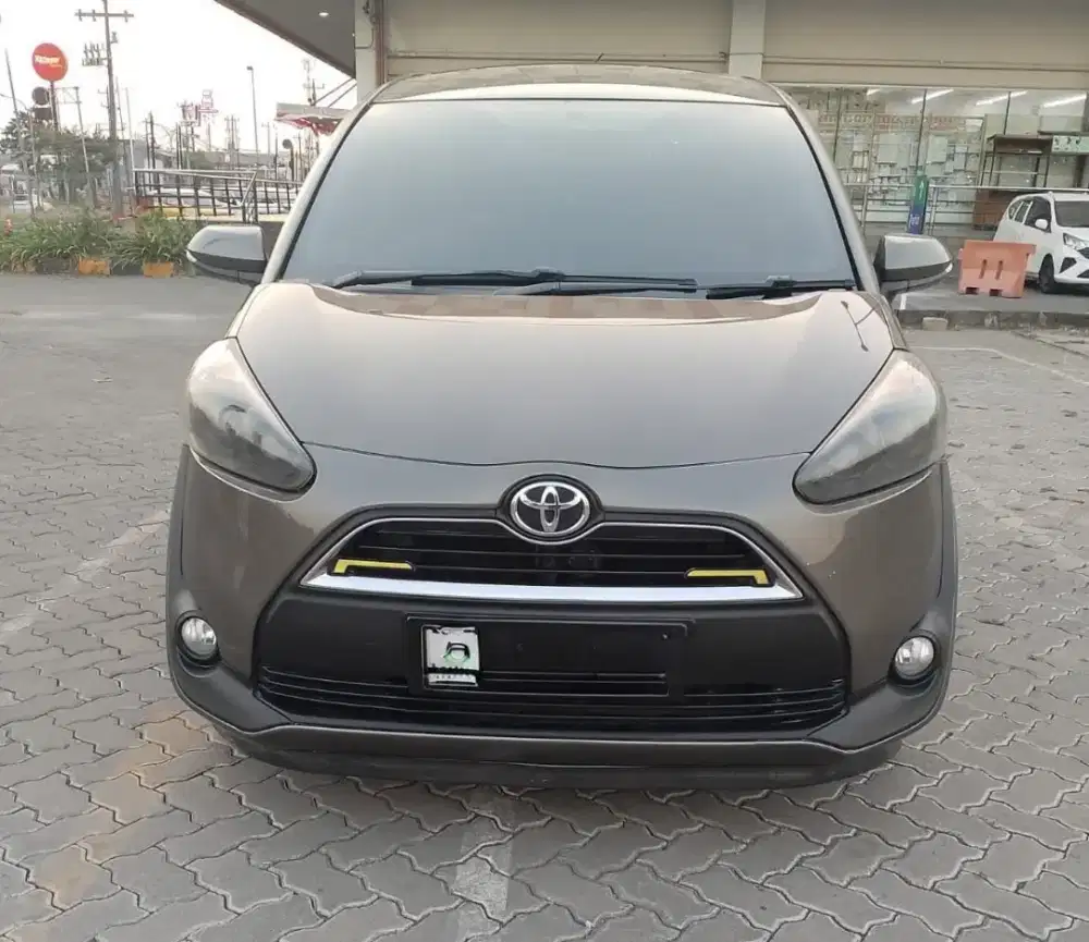 Toyota Sienta 2016 Manual Istimewa