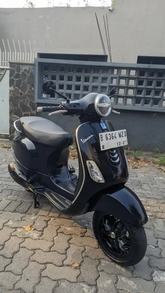 Vespa LX 125 2020 i-get Hitam Glossy Orisinil Km40Rban