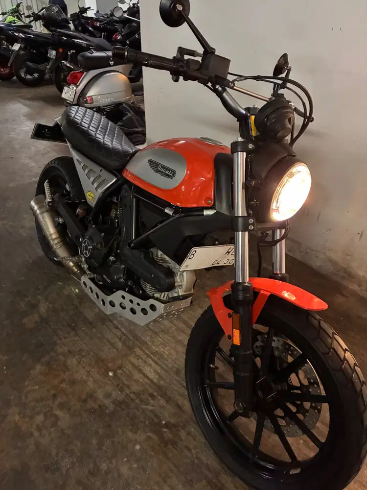 Ducati scrambler sixty2 400
