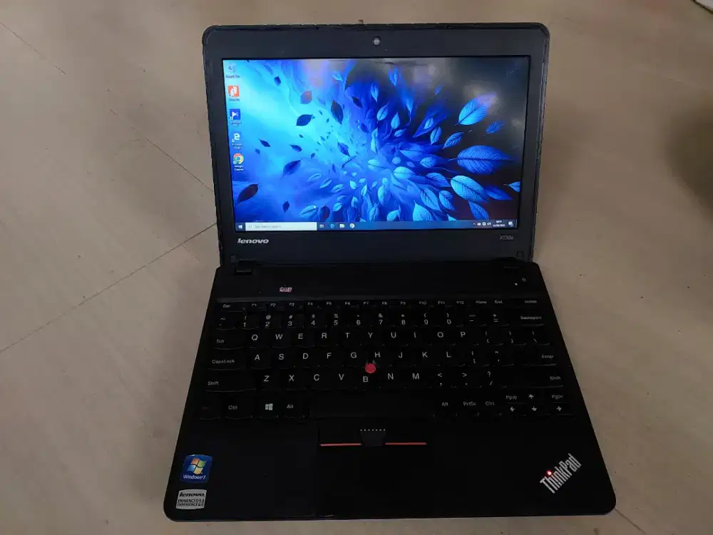 Laptop Lenovo Thinkpad X130e AMD Radeon layar 12 Inch