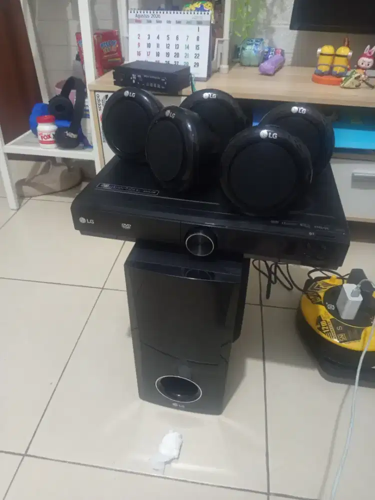 Buat dimini cafe atau warkop, atau di ruang kerja cocok Bray..!