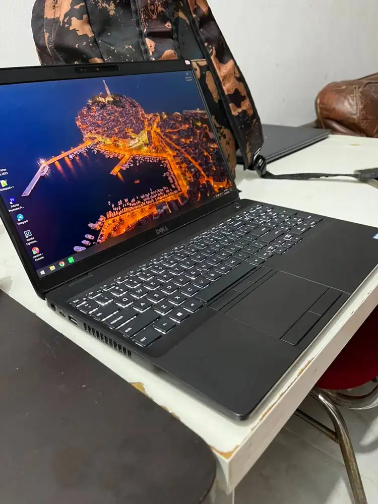 Dell Precision 3541