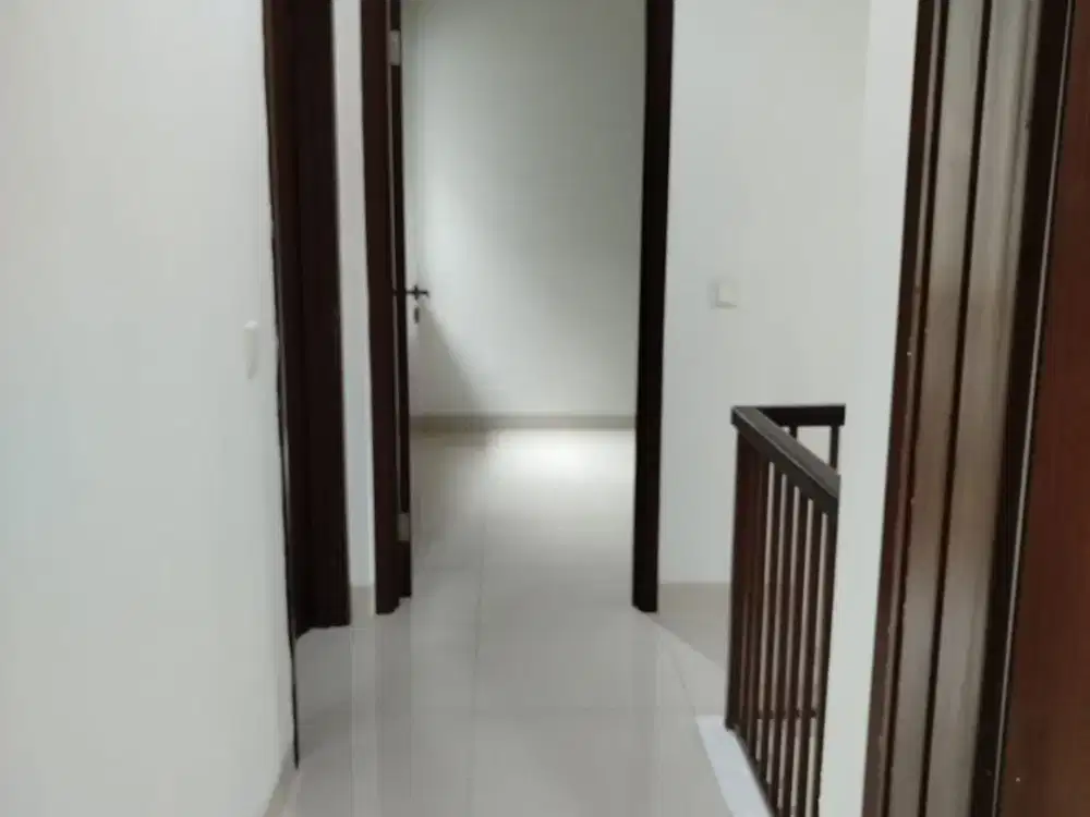 Disewakan Rumah Siap Huni Semi Furnished,BSD PRESTIGIA EMINENT