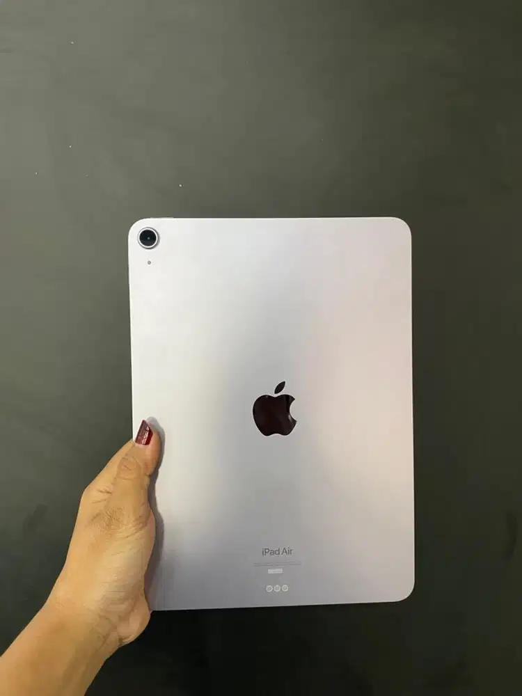 iPad Air 11-inch (M2)