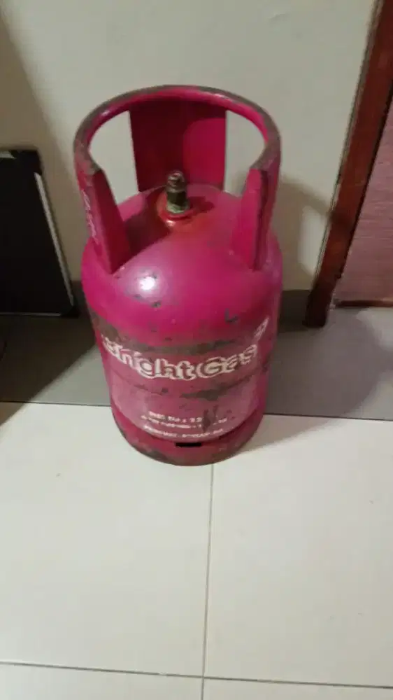 tabung gas 12kg pink
