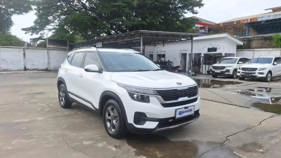 KM Rendah - KIA Seltos 1.4 E Bensin-AT 2020