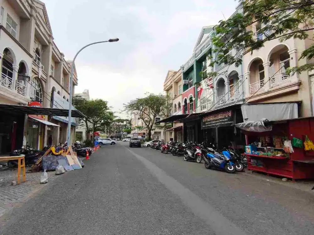 Dijual Cepat Ruko Grand Galaxy City Lokasi Strategis SHM