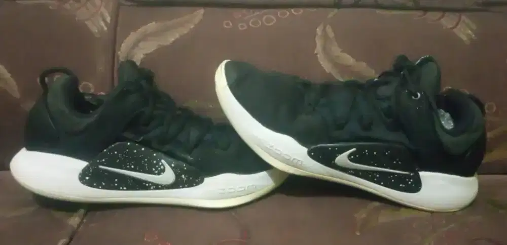 Nike hyperdunk size 42,5 insol 27cm second seperti baru