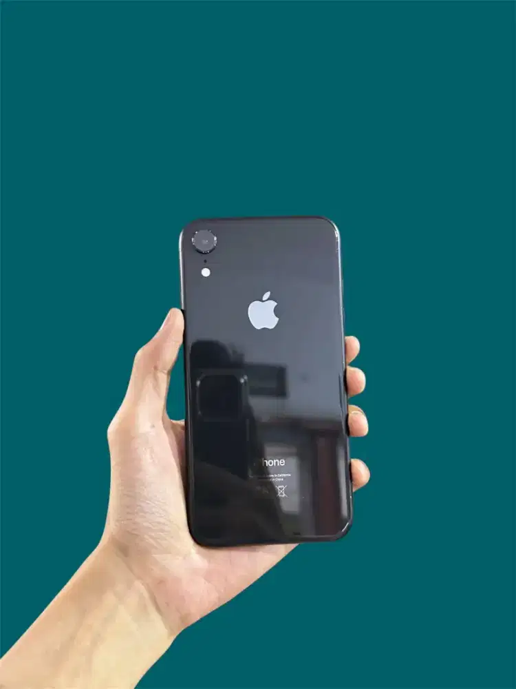 IPHONE XR SECOND