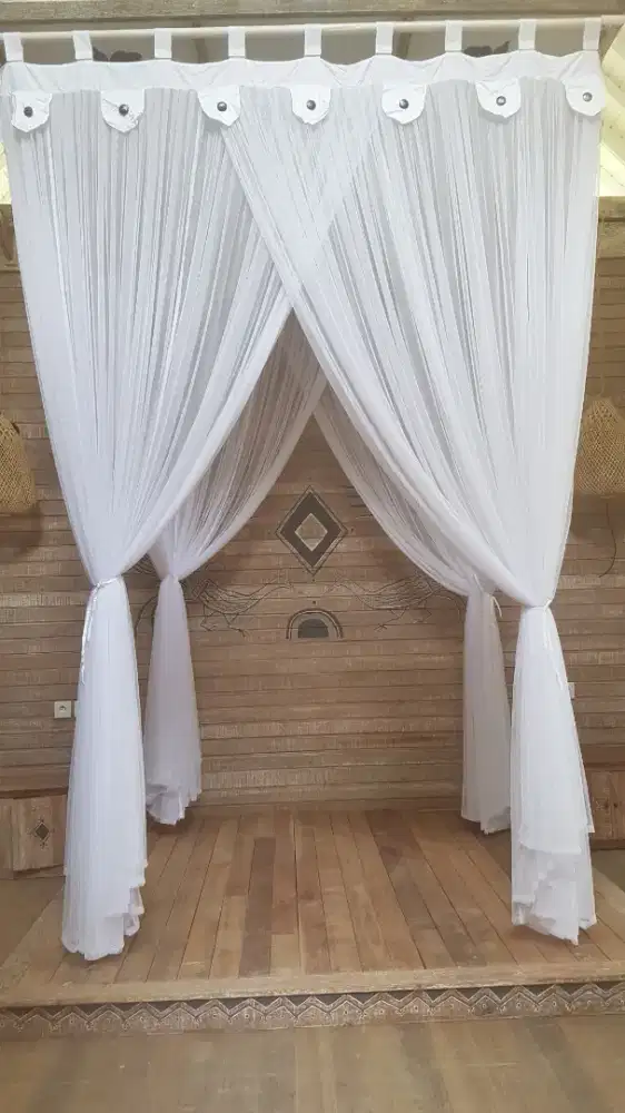 Gorden kelambu Villa