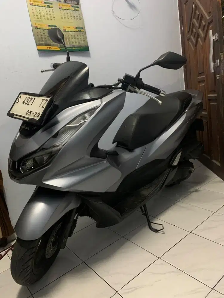 Pcx matte silver