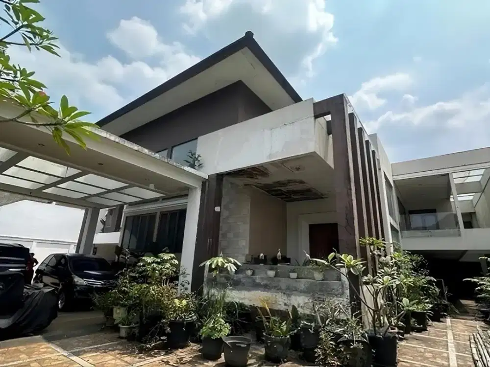 DIJUAL RUMAH MEWAH 3 LANTAI, SHM — POLTANGAN/PEJATEN, PASAR MINGGU, JAKARTA SELATAN
