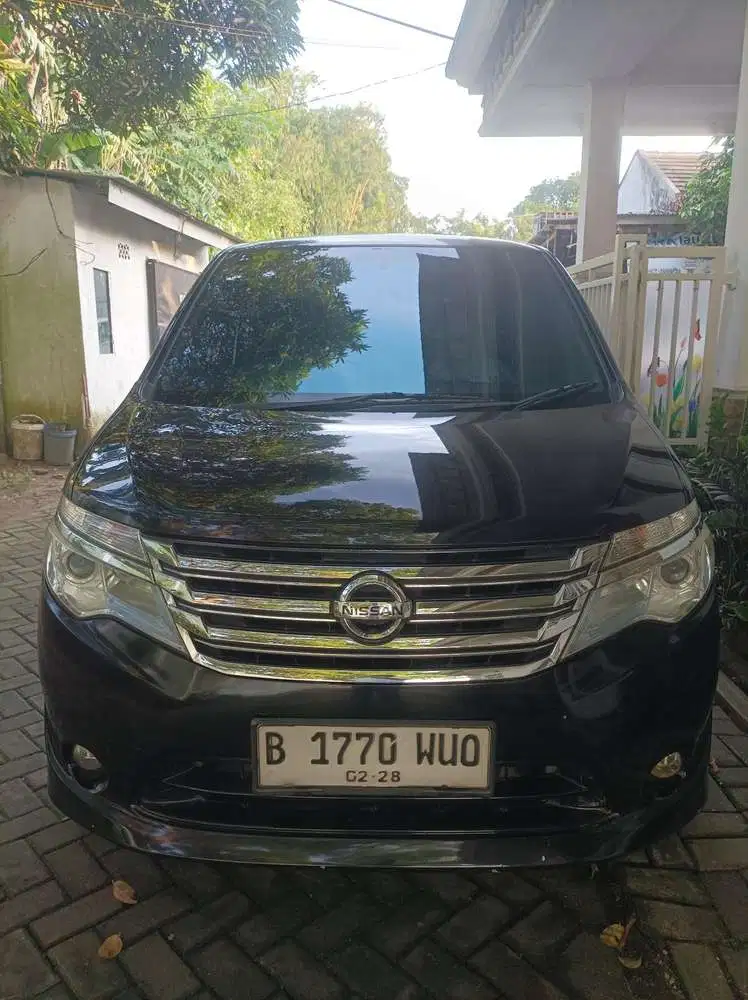 Nissan Serena 2015 Bensin
