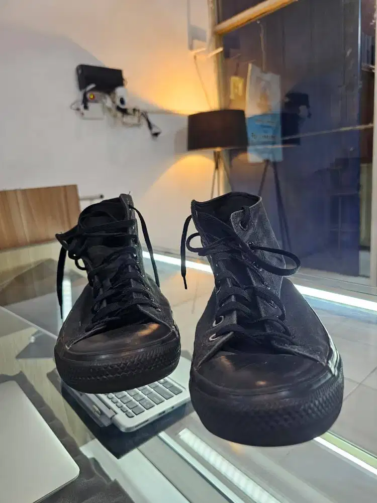 Sepatu Converse Asli Langka Harga Barunya1.7jtan