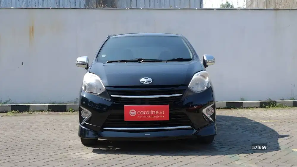 TOYOTA AGYA G 1.0 AT 2015 HITAM