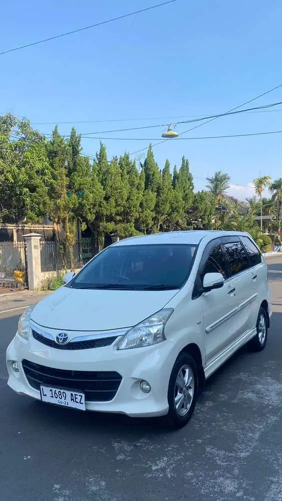 AVANZA VELOZ 1.5 AT 2014