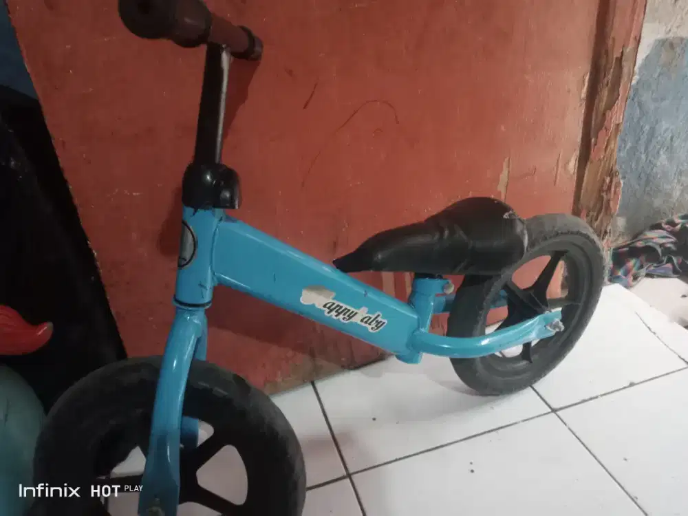 Sepedah anak balence bike