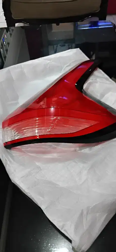 Mika lampu belakang xpander 2017-2020 kanan