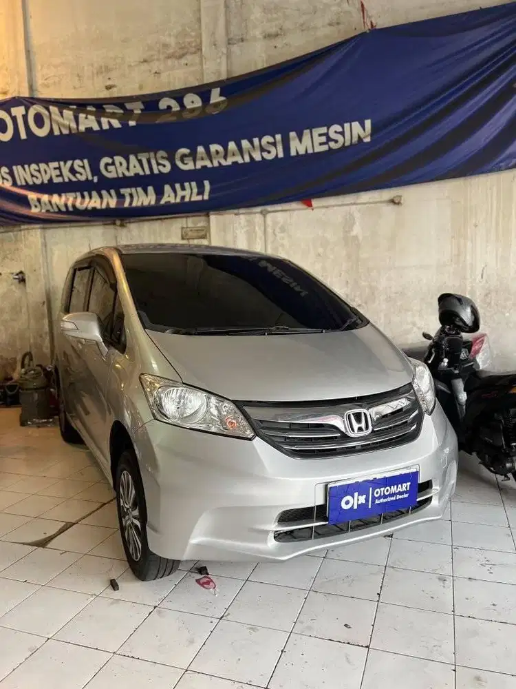 HONDA 2014 FREED 1.5 S A/T SILVER MURAH OTOMART 286 KENJERAN